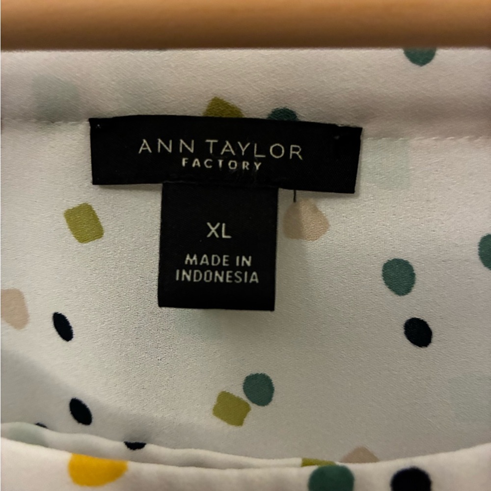 Ann Taylor Multicolor Dot Blouse - Picture 3 of 4